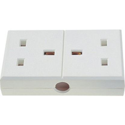 Dencon-13A-Twin-Nylon-Trailing-Socket-White-to-BS1363A