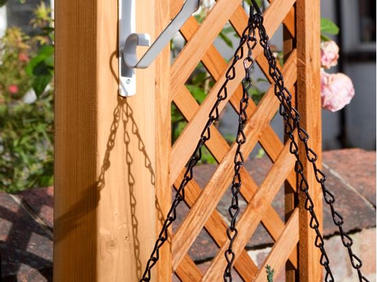 Ambassador-Hanging-Basket-Chain