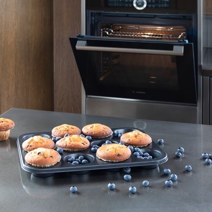 Pendeford-12-Cup-Muffin-Pan