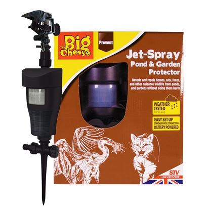The-Big-Cheese-Jet-Spray-Pond--Garden-Protector