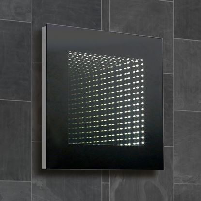 SP-Knightley-3D-Infinity-Square-Mirror