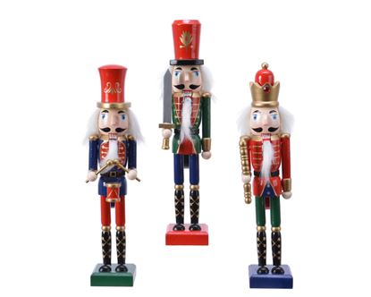 Kaemingk-Fir-wood-Nutcracker-Assorted-Multi