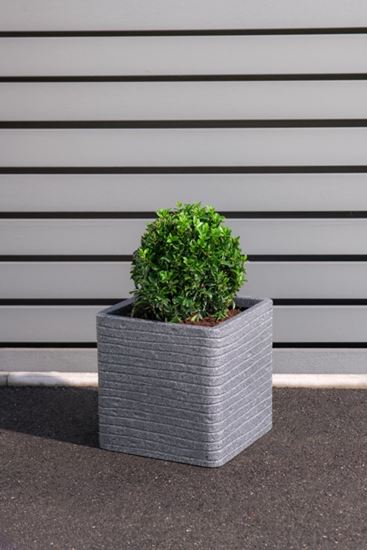 Strata-Banbury-Ash-Square-Planter