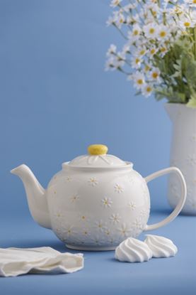 Price--Kensington-Daisy-6-Cup-Teapot