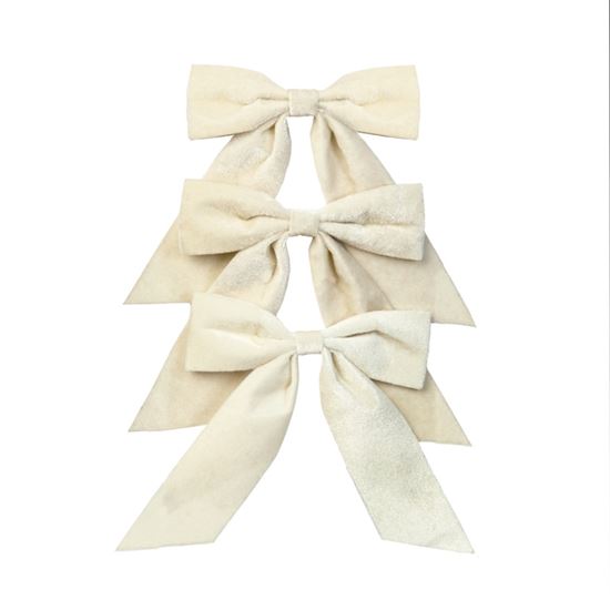 Premier-Ivory-Bows-On-Backing-Card