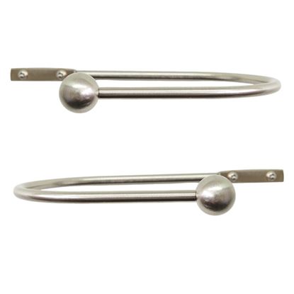 Jones-Interiors-Cosmos-Metal-Holdback