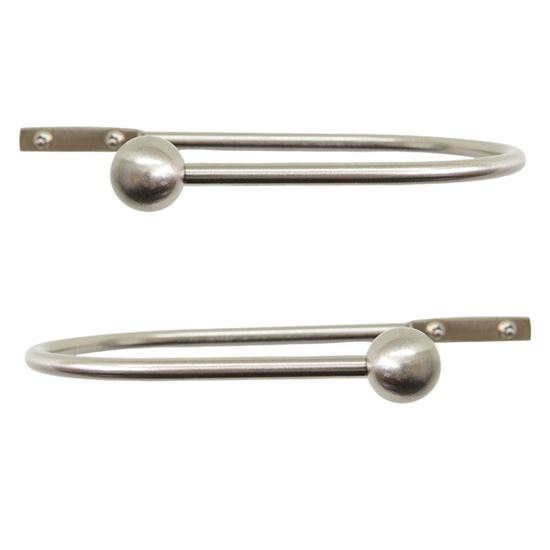 Jones-Interiors-Cosmos-Metal-Holdback