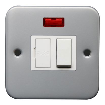 securlec-metal-clad-1-gang-switched-spur-with-neon