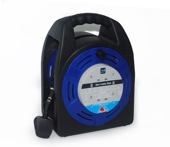 masterplug-cable-reel-4-gang
