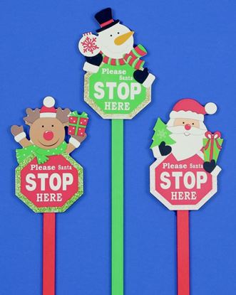 premier-christmas-wooden-garden-stake