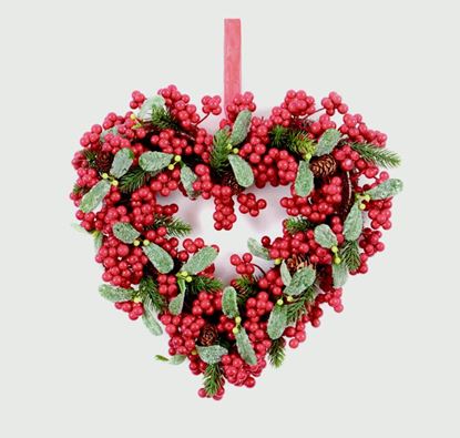 premier-berry--leaf-heart-wreath