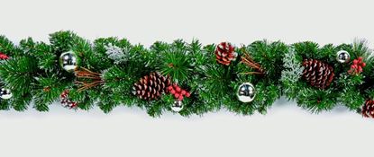 premier-dressed-garland