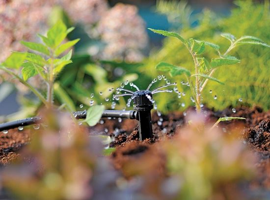 hozelock-end-of-line-adjustable-sprinkler