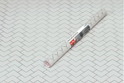 d-c-fix-self-adhesive-film---metallic-chester