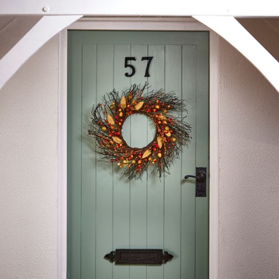 premier-twig--berry-wreath