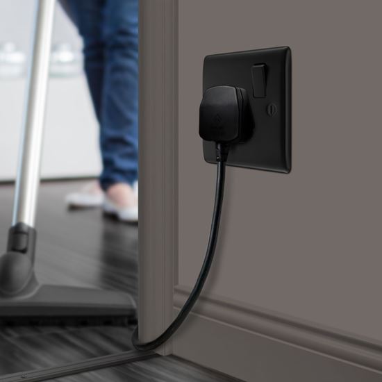 bg-single-switched-power-socket