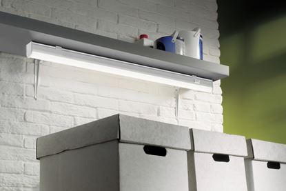 sylvania-sylpipe-900mm-1300-lumen-light