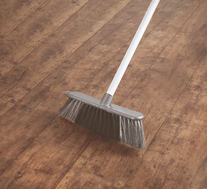 supahome-brush-and-handle