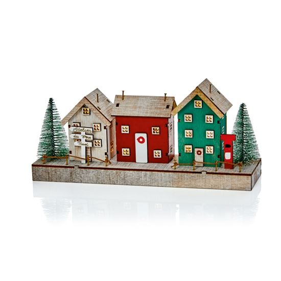 premier-lit-wood-houses-scene